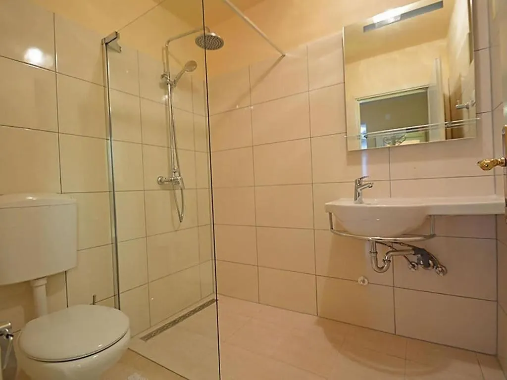 Villa Bijoux, Private Pool, 500M To The Sea And Two Apartments For Two Families Vodnjan