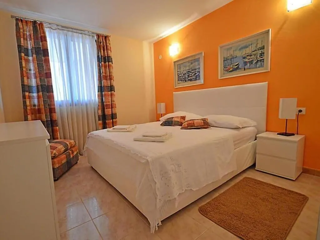 Villa Bijoux, Private Pool, 500M To The Sea And Two Apartments For Two Families Vodnjan 0*,